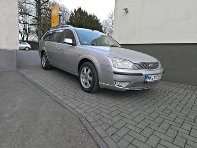 Gebraucht Ford Mondeo 125 PS (91 kW) 2007 Silber Kombi