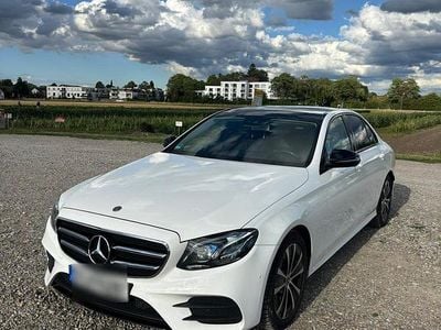 Mercedes E200