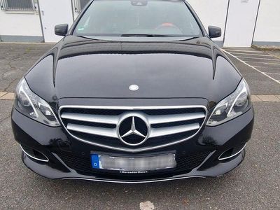 Gebraucht Mercedes E200 Avantgarde 136 PS (100 kW) 2014 Schwarz Limousine