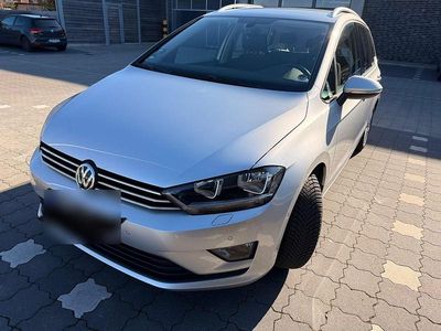 Gebraucht VW Golf Sportsvan 125 PS (91 kW) 2014 Silber Van / Kleinbus