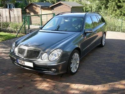 Gebraucht Mercedes E280 Avantgarde 231 PS (169 kW) 2006 Grau metallic Kombi