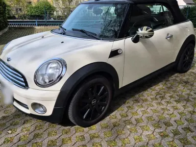 Gebraucht Mini Cooper Cabriolet 98 PS (72 kW) 2010 Weiß Cabrio