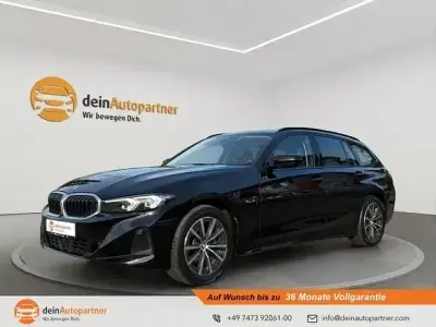 Gebraucht BMW 330e 292 PS (214 kW) 2023 Schwarz Limousine