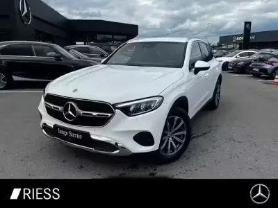 Gebraucht Mercedes GLC200 Avantgarde 204 PS (150 kW) 2025 Unilack polarweiß SUV