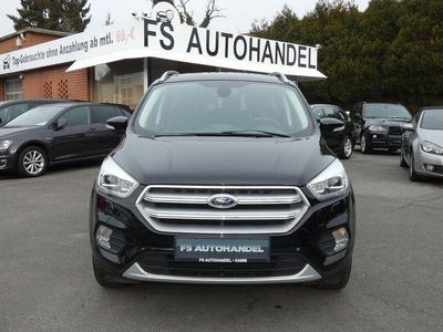 Gebraucht Ford Kuga Titanium 150 PS (110 kW) 2019 Schwarz SUV