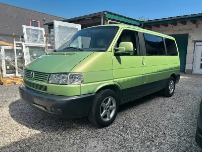Used VW Multivan 140 HP (102 kW) 1997 Green Minivan