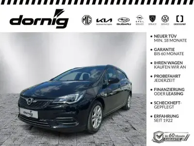 Używany Opel Astra Edition 131 KM (96 kW) 2022 Czarny Hatchback