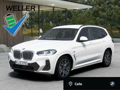 Mineralweiß (weiß) Gebraucht 2023 BMW X3 Comfort Edition SUV | 37.450 € (Fairer Preis)