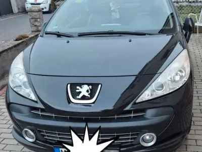 Gebraucht Peugeot 207 CC 120 PS (88 kW) 2008 Schwarz Cabrio