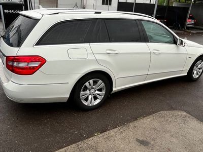 Mercedes 220