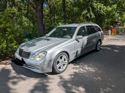 Gebraucht Mercedes E320 224 PS (164 kW) 2003 Silber Limousine