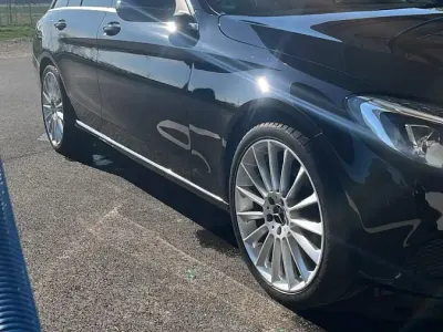 Second-hand Mercedes C220