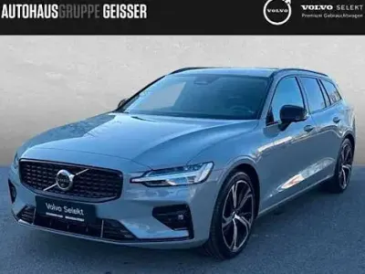 Gebraucht Volvo V60 Plus 197 PS (144 kW) 2025 Grau Kombi