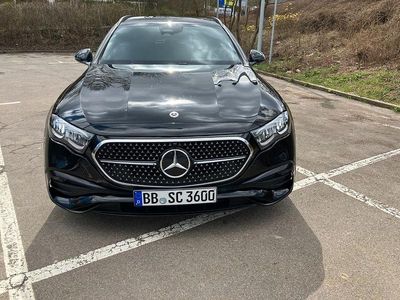 Gebraucht Mercedes E220 Advanced 197 PS (144 kW) 2024 Schwarz Kombi