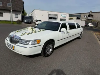 Gebraucht Lincoln Town Car 209 PS (153 kW) 2000 Weiß Limousine