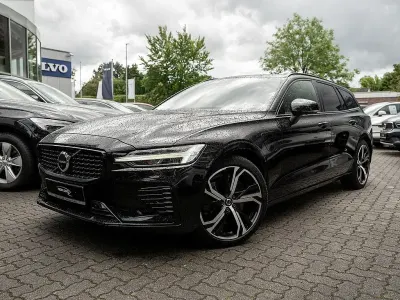 Gebraucht Volvo V60 Ultimate 455 PS (334 kW) 2023 Schwarz Kombi