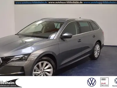 Neu Skoda Octavia Selection 150 PS (110 kW) 2025 Grau Kombi