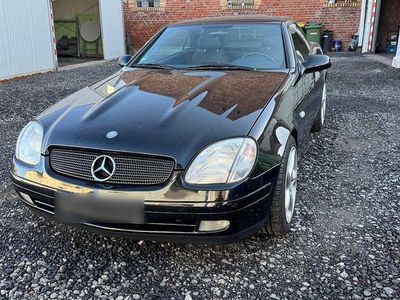 Gebraucht Mercedes SLK200 136 PS (100 kW) 2000 Schwarz Cabrio