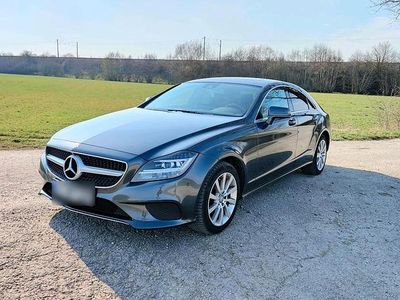 Gebraucht Mercedes CLS350 251 PS (184 kW) 2015 Grau Limousine