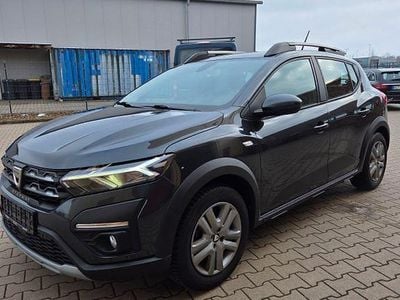 Gebraucht Dacia Sandero Comfort 101 PS (74 kW) 2021 Grau Limousine