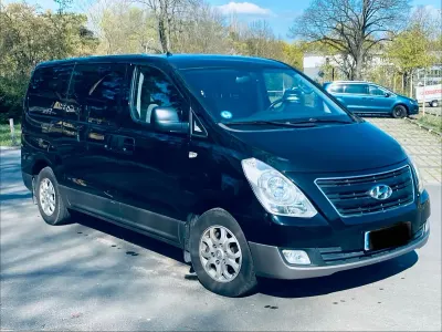 Gebraucht Hyundai H-1 170 PS (125 kW) 2015 Schwarz Van / Kleinbus