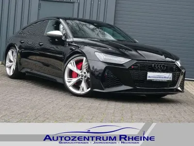 Używany Audi RS7 Sport 600 KM (441 kW) 2021 Czarny Hatchback