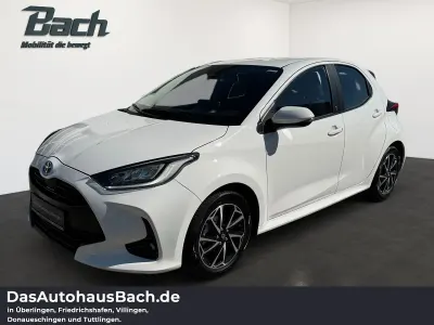 Brugt Toyota Yaris Hybrid Basis 116 HK (85 kW) 2022 Hvid Hatchback