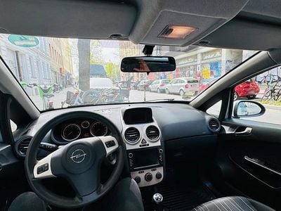 Second-hand Opel Corsa 85 CP (62 kW) 2008 Gri Hatchback
