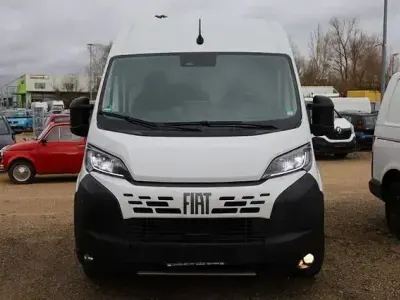 Second-hand Fiat Ducato 140 CP (102 kW) 2024 Alb Van