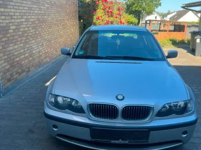 Gebraucht BMW 318 143 PS (105 kW) 2004 Silber Limousine