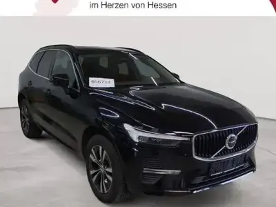 Gebraucht Volvo XC60 Momentum 197 PS (144 kW) 2021 Schwarz SUV