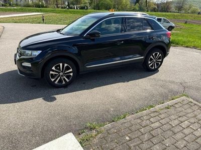 Second-hand VW T-Roc Style 150 CP (110 kW) 2020 Negru SUV