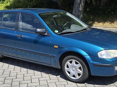 Mazda 323F