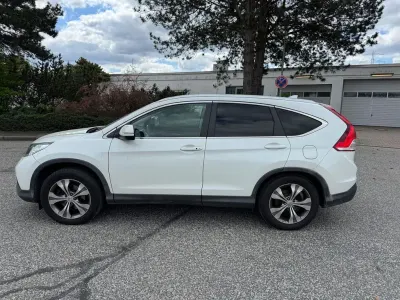 Käytetty Honda CR-V Executive 150 HP (110 kW) 2013 Valkoinen Katumaasturi