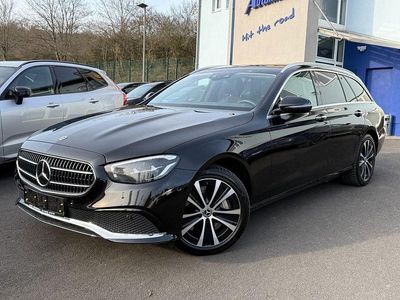 Gebraucht Mercedes E300 306 PS (225 kW) 2022 Obsidianschwarz Kombi