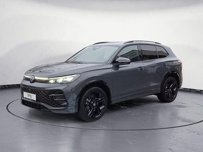Gebraucht VW Tiguan R-line 193 PS (141 kW) 2024 Grau SUV
