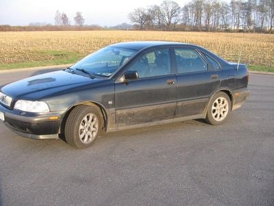 Blau Gebraucht 1999 Volvo S40 Limousine | 1.600 €