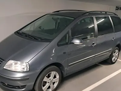Gebraucht VW Sharan 140 PS (102 kW) 2009 Grau Van / Kleinbus