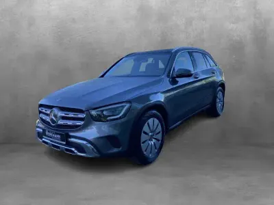 Używany Mercedes GLC220 Exclusive 194 KM (142 kW) 2020 Szary SUV