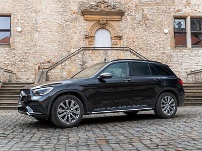 Usata Mercedes GLC300e AMG 194 CV (142 kW) 2021 Nero SUV