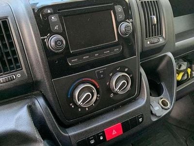 Gebraucht Peugeot Boxer Comfort 110 PS (80 kW) 2016 Weiß Van