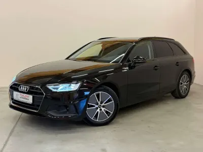 Gebraucht Audi A4 Sport 163 PS (119 kW) 2022 Schwarz Kombi