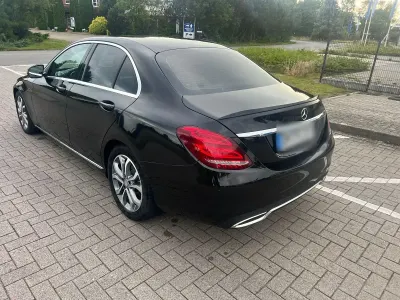 Brugt Mercedes 220 170 HK (125 kW) 2017 Sort Sedan