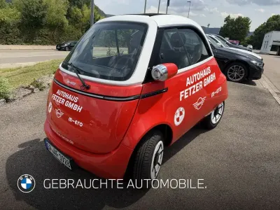 Neu Micro Microlino 11 kW (16 PS) 2026 Milano red Kleinwagen
