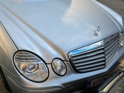 Grau Gebraucht 2006 Mercedes 280 Limousine | 11.500 € (Etwas zu teuer)