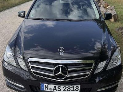 Gebraucht Mercedes E300 231 PS (169 kW) 2012 Schwarz Limousine