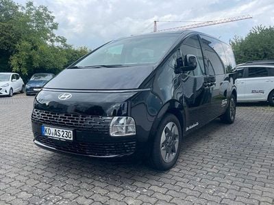 Gebraucht Hyundai Staria Trend 224 PS (164 kW) 2024 Schwarz Van / Kleinbus