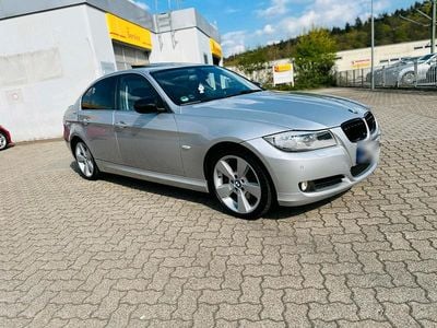 Gebraucht BMW 330 245 PS (180 kW) 2010 Silber Limousine