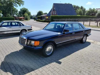 Gebraucht Mercedes 300 147 PS (108 kW) 1986 Blau Limousine