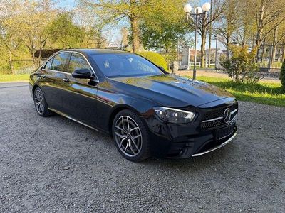 Usata Mercedes E400 AMG line 330 CV (242 kW) 2021 Nero Berlina